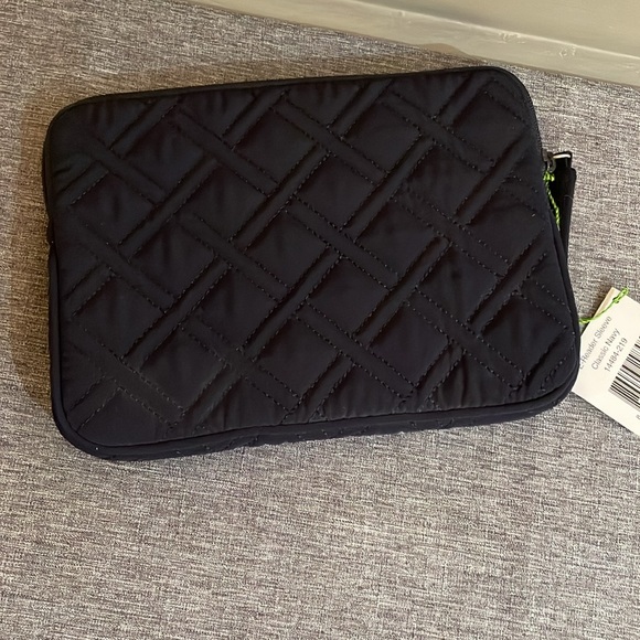 NWT Vera Bradley E-Reader Sleeve Classic Navy - Makeup Pouch - Picture 2 of 8